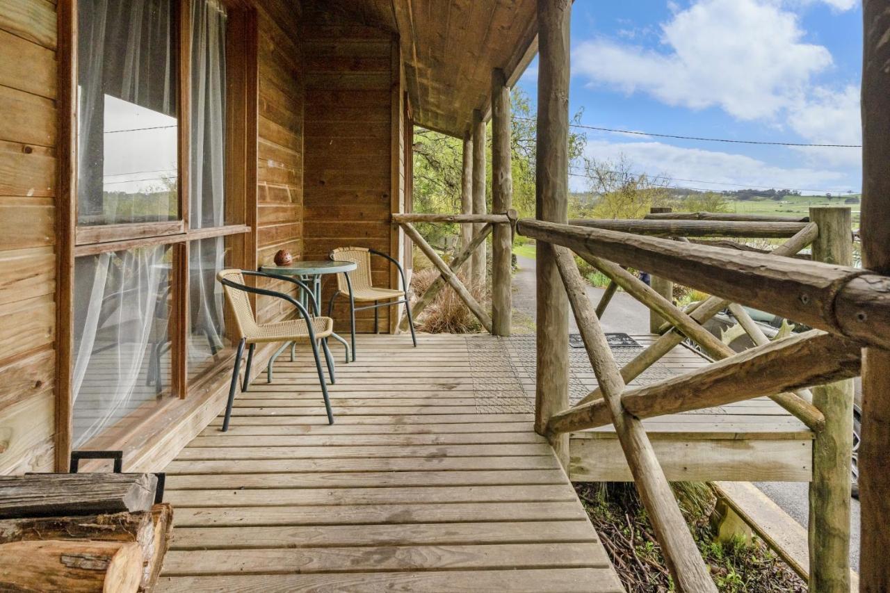 โมล ครีก เคบินส์ Hotel Mole Creek ภายนอก รูปภาพ